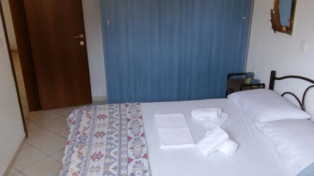 Natalia'S Apartments Nikiti  Ngoại thất bức ảnh
